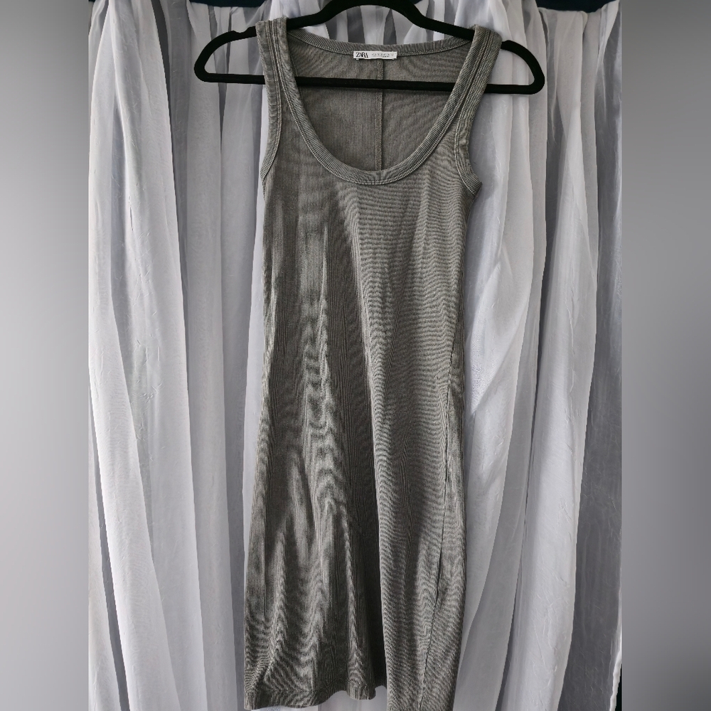Gray Sleeveless Zara Dress